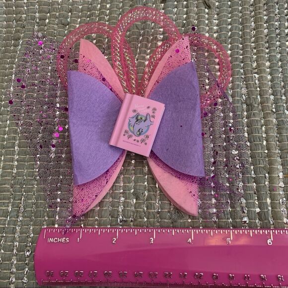 Dr. Seuss Horton Hears a Who Big Hair Bow - Picture 3 of 6